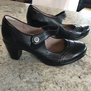 NEW Naturalizer Venue Black Leather Mary Jane Pump